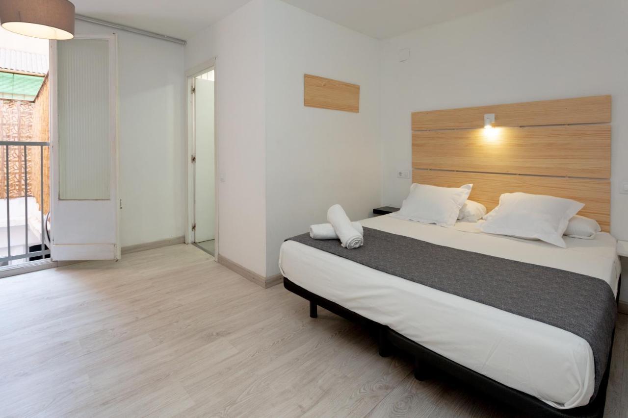 Easy Sants By Bossh! (Adults Only) Hostel Βαρκελώνη Εξωτερικό φωτογραφία