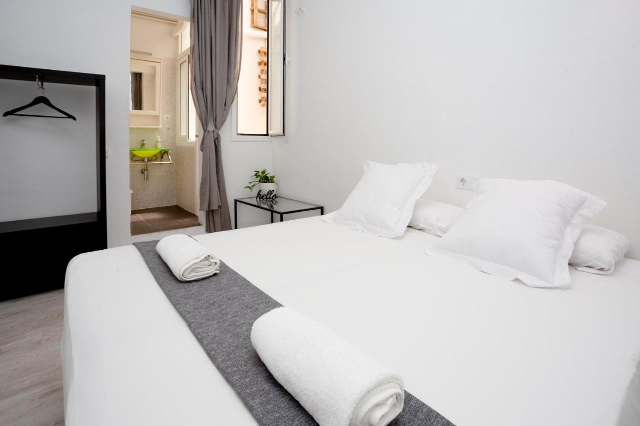 Easy Sants By Bossh! (Adults Only) Hostel Βαρκελώνη Εξωτερικό φωτογραφία